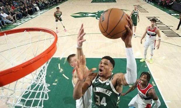 u球体育-NBA得分盛宴字母哥入席 轰生涯新高55分扛起球队